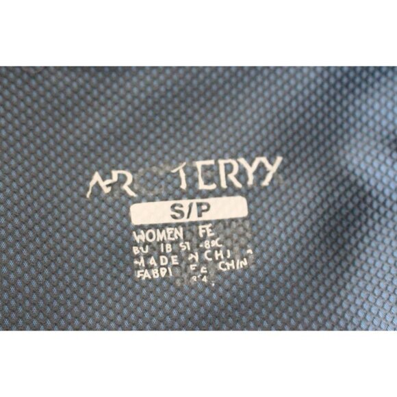 Arc’teryx - Women’s Accelero Half Zip Pullover Jacket in Blue, size Small - Picture 10 of 10